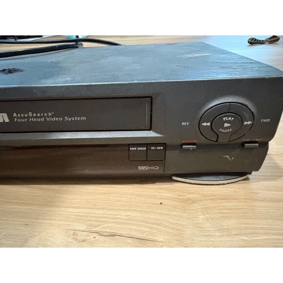 Vintage RCA VR623HF VCR 4-Head Hi-Fi VHS Player Recorder Black Tested - Picture 3 of 12